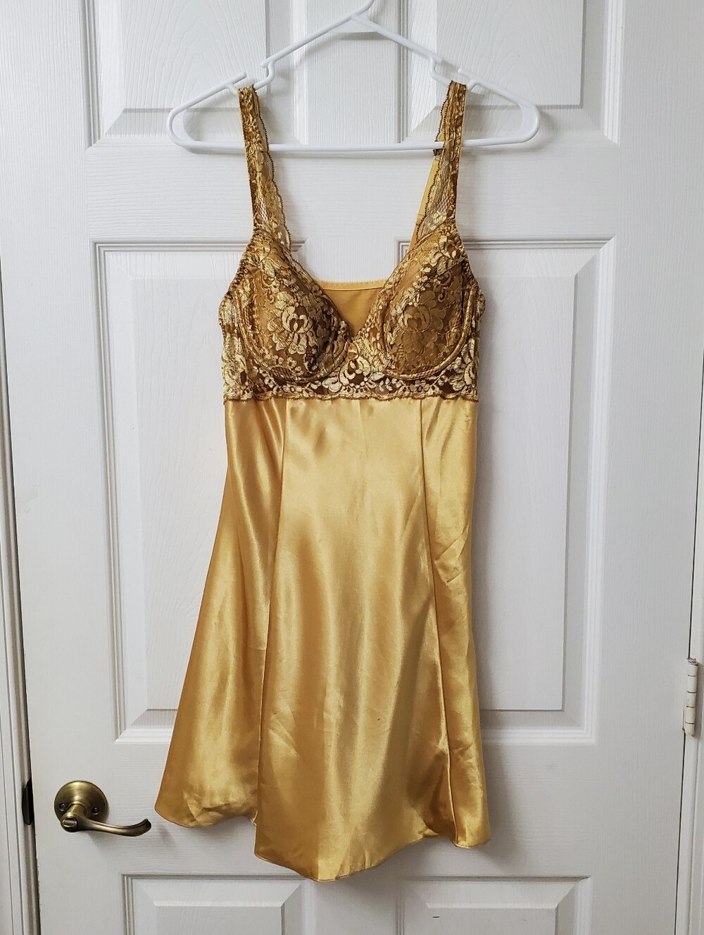 Victoria's Secret Gold Lace Satin Chemise Baby Doll Slip Adjustable Straps Sz M